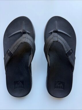 Reef Sandals/Flip-Flops Mens US 9 / EUR 42